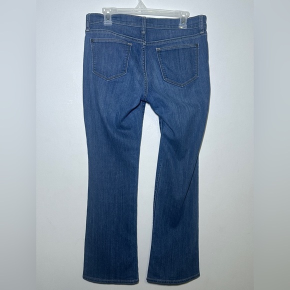 Old Navy The Flirt Jeans size 10 Short Boot Cut Flare - Picture 4 of 8
